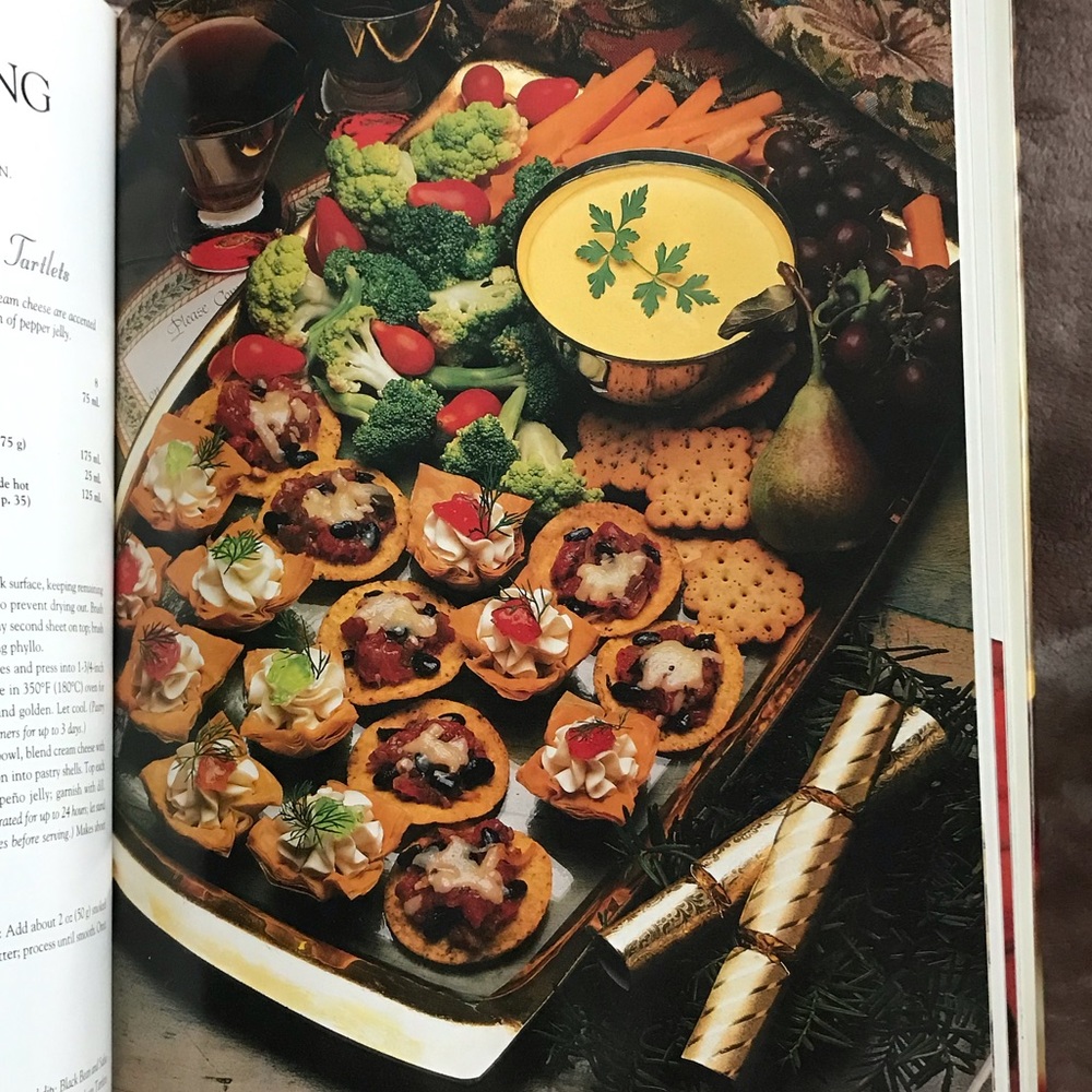 Christmas Cookbook - Picture 13 of 16